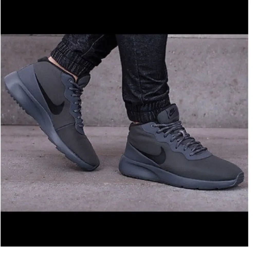BRAND NEW NIKE TANJUN CHUKKA MID WATER -REPELLENT SNEAKER